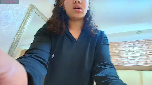 Chat +18 de meganrousx ao vivo