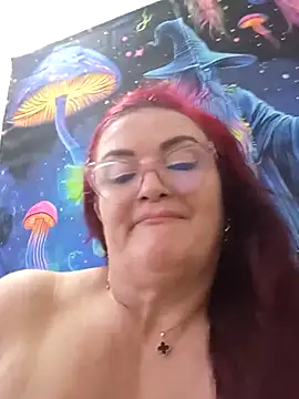 antonela_ladiabla élő XXX-chatje