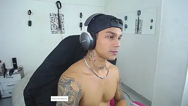 Živý XXX chat Leonard_Price