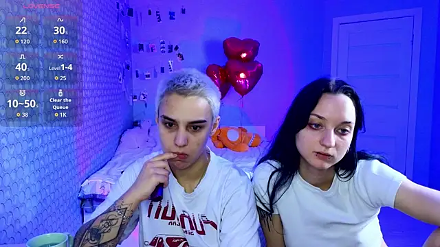 Escaped_Brides – webcam-show