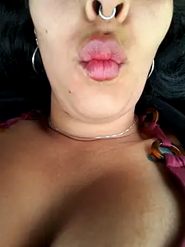 Luianna Live XXX Chat