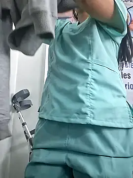 Chat XXX ao vivo de CAROLINE__07