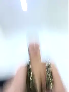 Naomy_Mature Adlı Modelin Canlı XXX Sohbeti