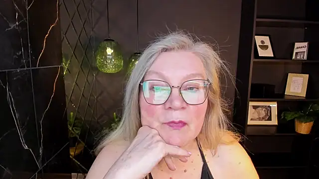 NataliMellow webkamerás műsora