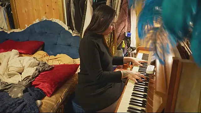 Pertunjukan Kamera Web VanessaDoyle