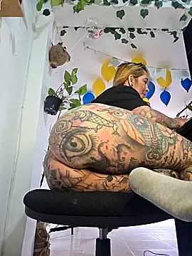 Sara_Valkyri Chat XXX in diretta