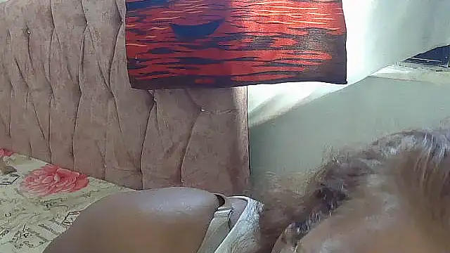 charrysexy1's Webcam Show