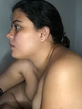 luisahot_9727 লাইভ XXX চ্যাট