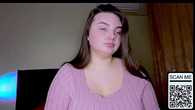 Dreamyblushfairy Adlı Modelin Canlı XXX Sohbeti