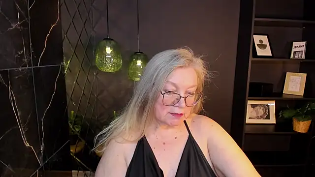 NataliMellow Live XXX-chat