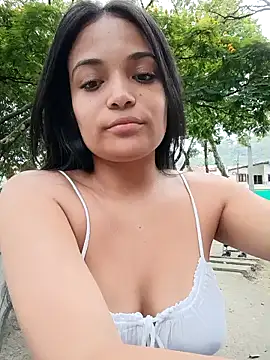 Chatroom XXX en direct de _Estrellita_