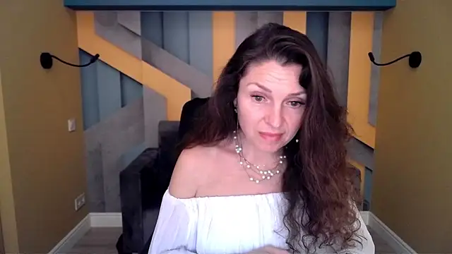 Chat XXX en directo de EllaLong