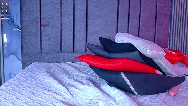 DANIK_STAR live XXX chat