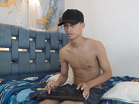 GOLD_BOYS Live XXX-Chat