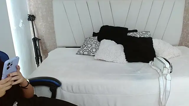 XXX chat uživo modela AliceSmity_