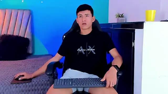 NicolasTorrez Chat XXX in diretta