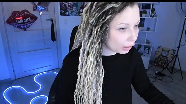 XXX chat uživo modela HoneySallyMoore