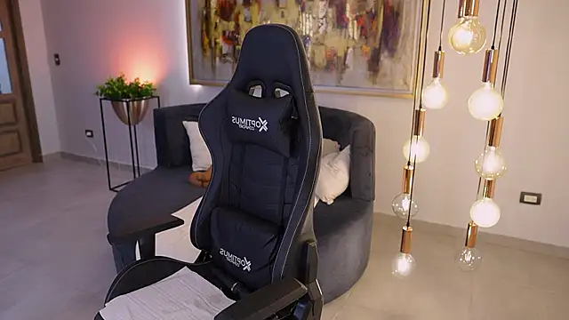 KylaMorrison Show Webcam