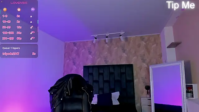 april_dumont Adlı Modelin Canlı XXX Sohbeti