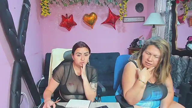 Chat XXX en directo de lesbiancuple