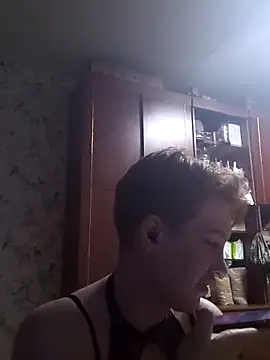 Chat +18 de MoonIrene ao vivo