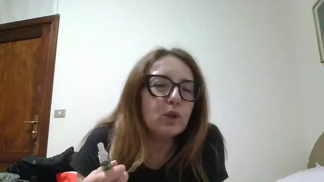 Miasexmilf 现场XXX聊天