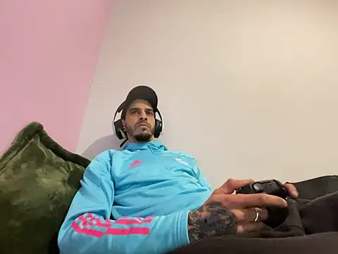 Chat XXX Live Rebeu313