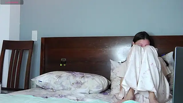 XXX chat uživo modela AnalQueenKa