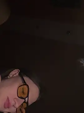 Chatroom XXX en direct de Flossy_Vettie