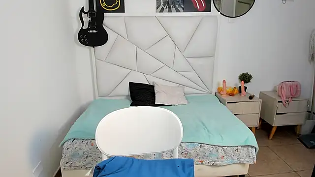 Chat +18 de lauren_rios7 ao vivo