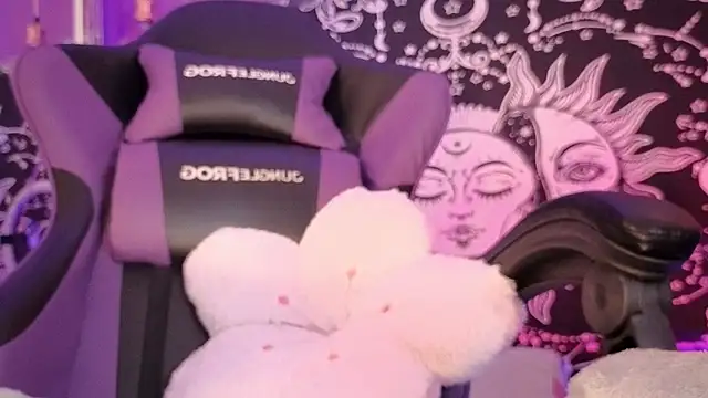 Gaia_Gatex Chat XXX live