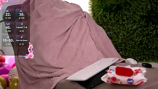 FreyaHeart's Live XXX Chat