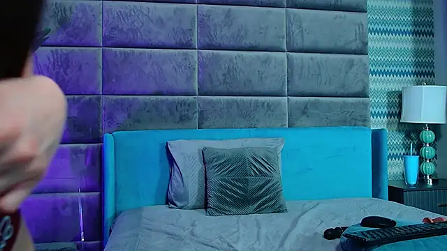 ElaraMorel live XXX chat