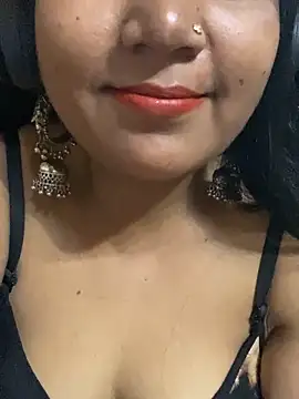 Meera_xxx – Naživo XXX chat