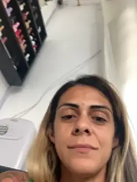 sabrinaneves Chat XXX in diretta