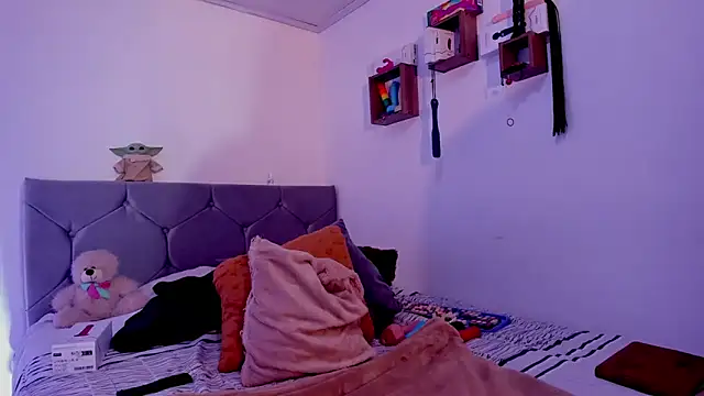 Chatroom XXX en direct de vanessabrown_