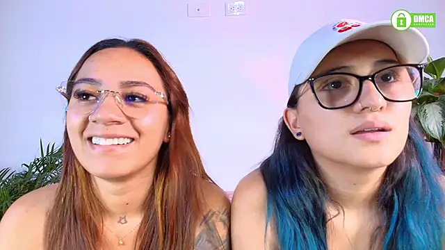 Živý XXX chat Jules_n_Gia