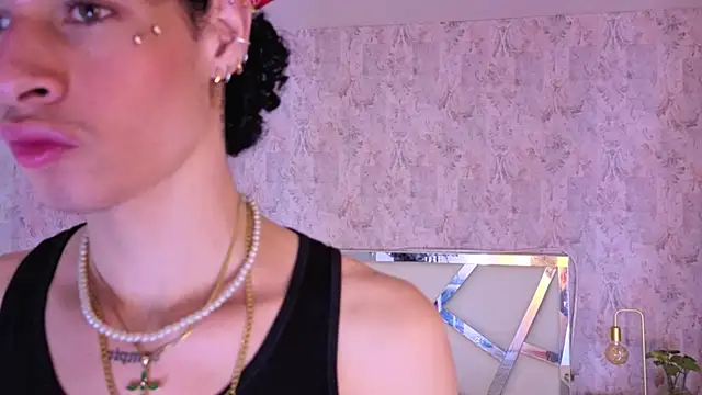 nova_salvatore Chat XXX live