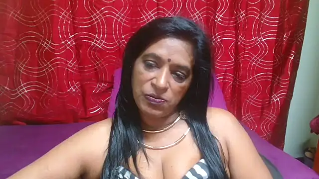 Živý XXX chat INDIANFUSION