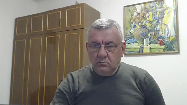 Show modela machomale3 na web-kameri