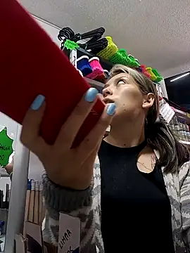 Chatroom XXX en direct de Tefannyy_