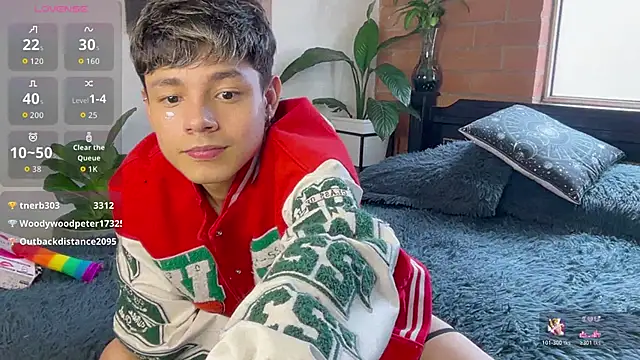 Andy_Belier23 Chat XXX in diretta