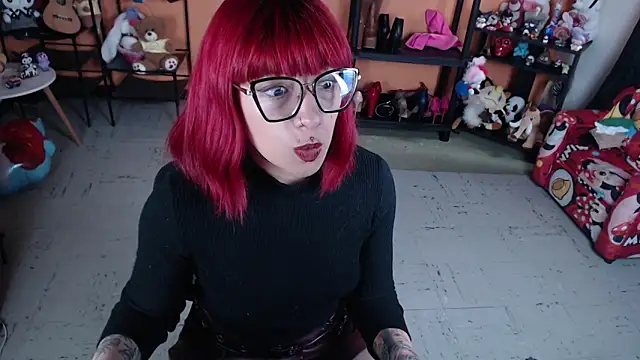 MissMiia2 现场XXX聊天