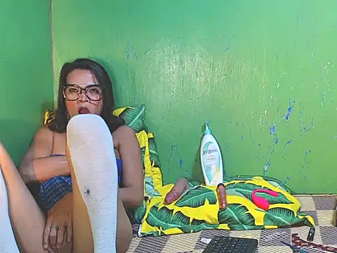 DirtyFistingBarbie's Webcam Show