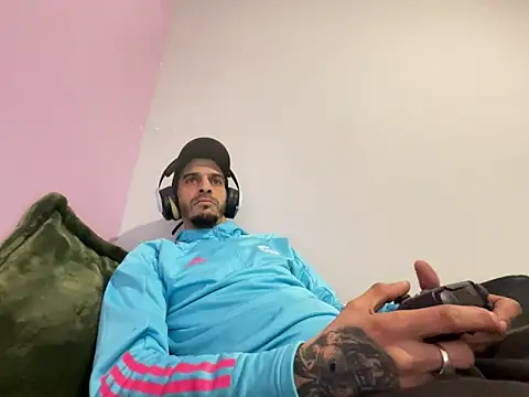 Rebeu313 webcam show