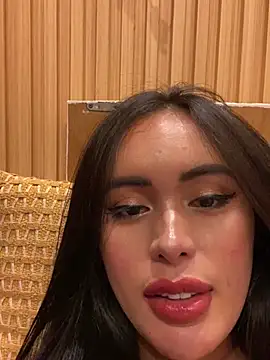 Seductive_3scort 现场XXX聊天