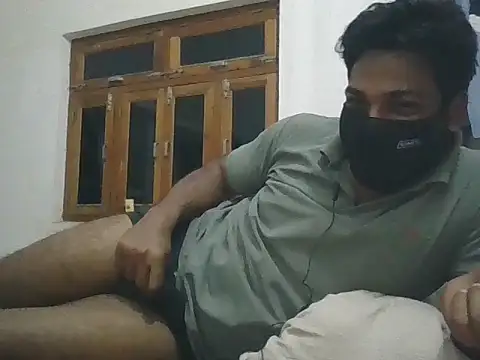 veeeer1239: διαδικτυακό σόου στην κάμερα