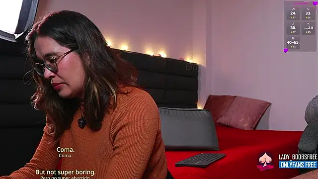 kathieandpovcock1 Adlı Modelin Canlı XXX Sohbeti