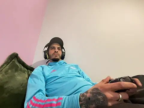 Вебкам-шоу Rebeu313