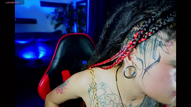 _sharlotte777のライブXXXチャット